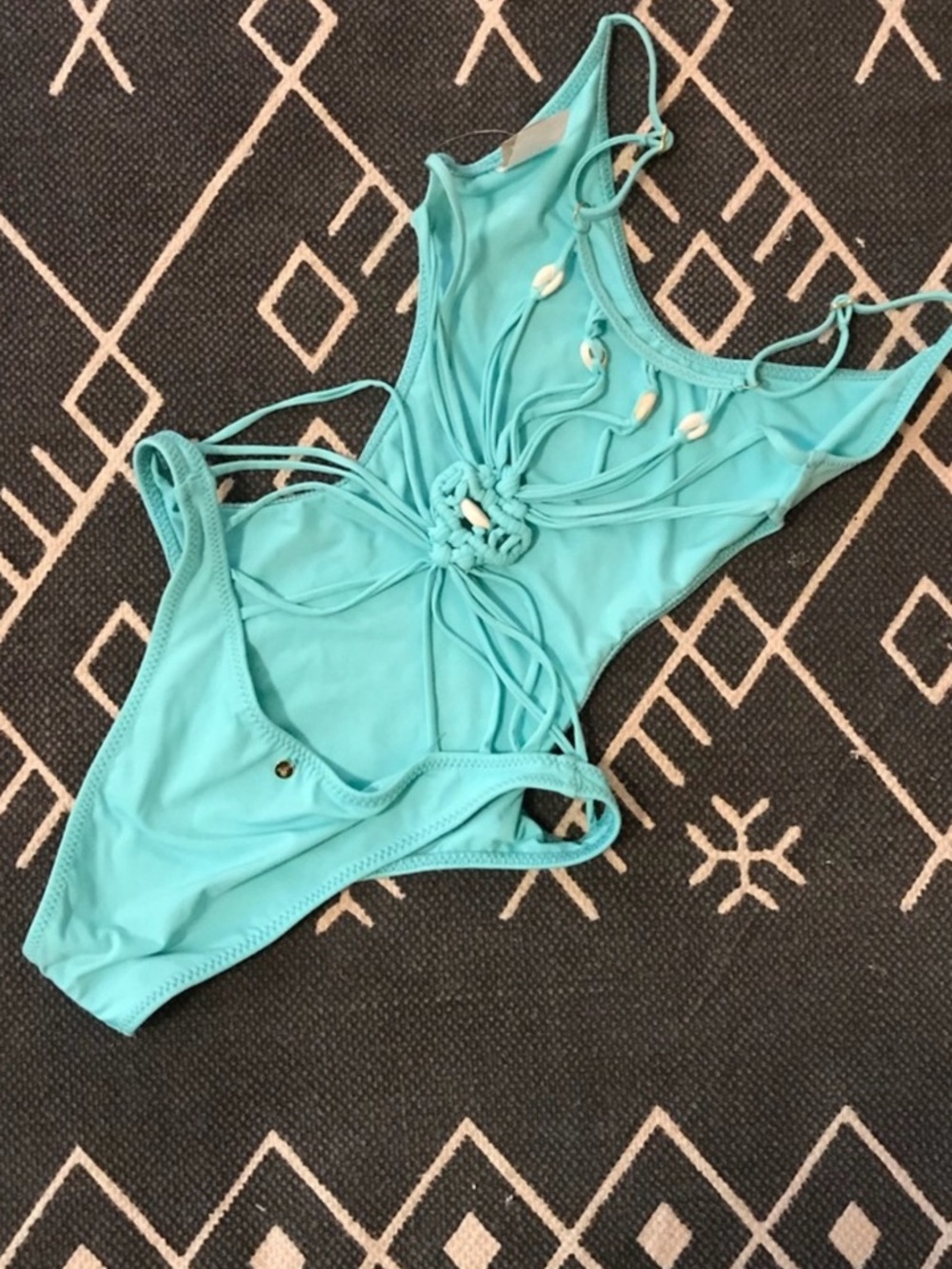 NWOT Ale by Alessandra Turquoise “Shell Yeah” Macrame Strappy One Piece Medium
